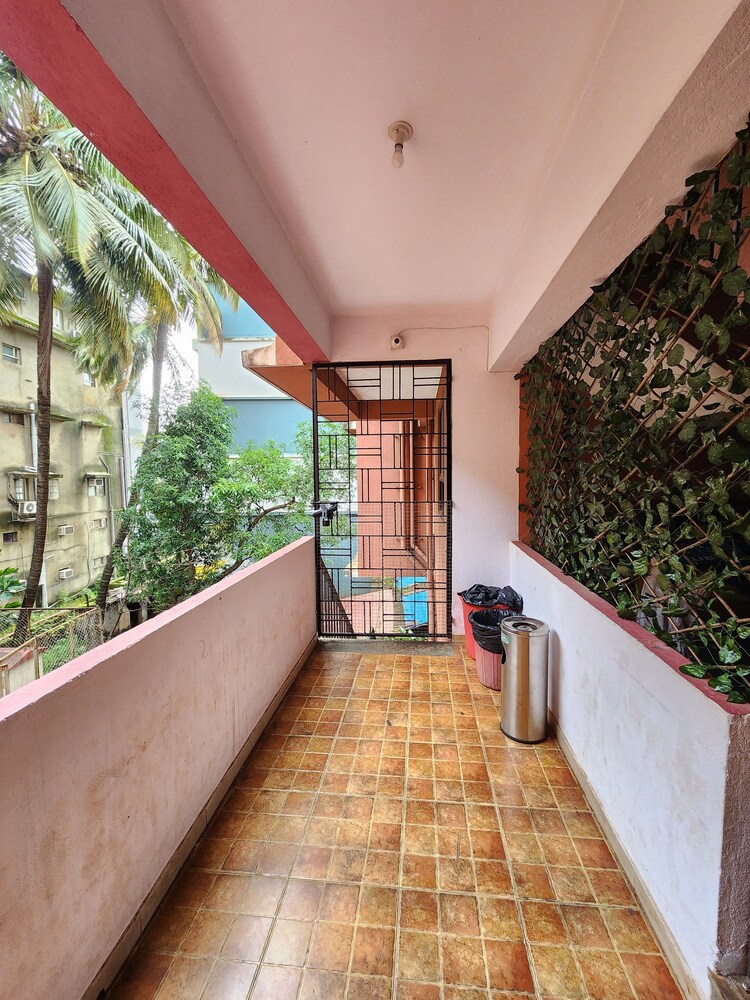 all seasons guest house