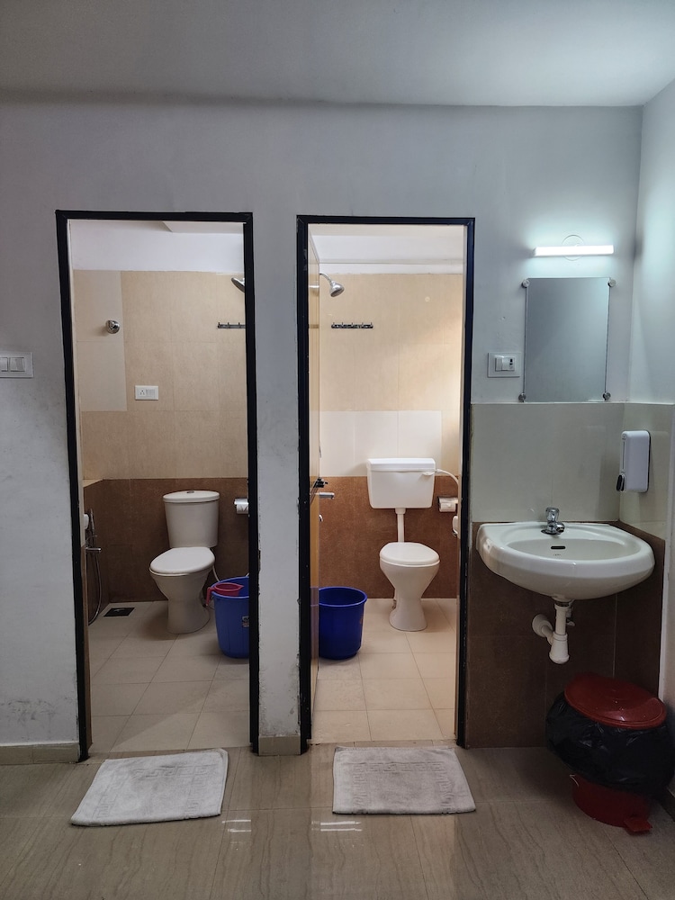 all seasons guest house