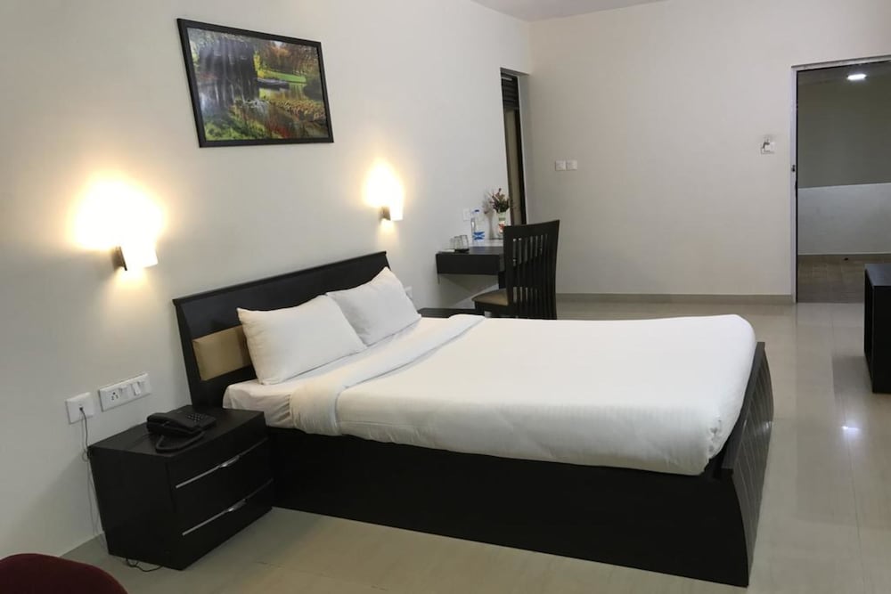 all seasons guest house