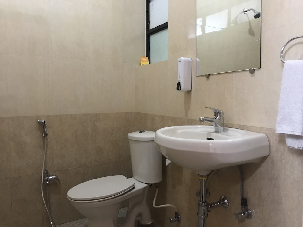 all seasons guest house