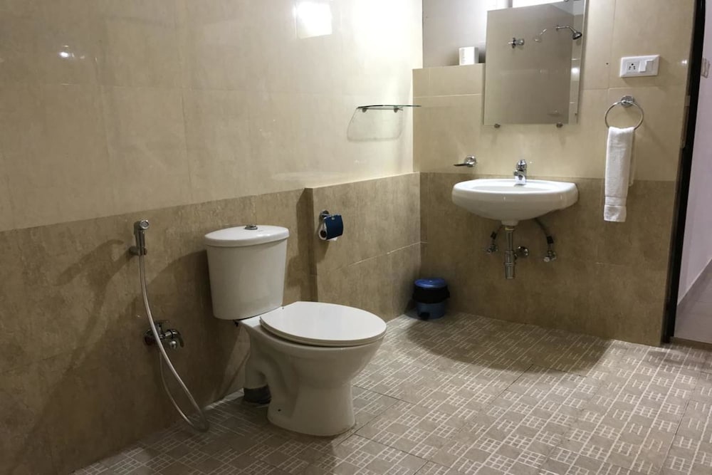 all seasons guest house