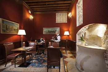 duodo palace hotel