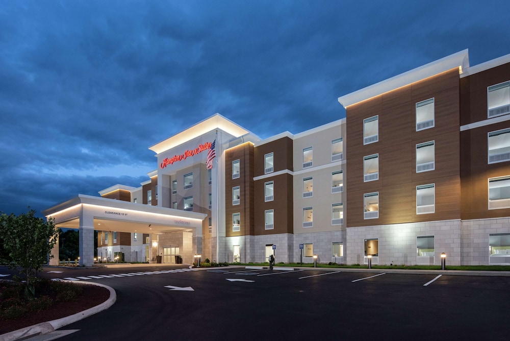 Hampton Inn & Suites Rocky Hill - Hartford South,Hartford County>>Hartford,3 star