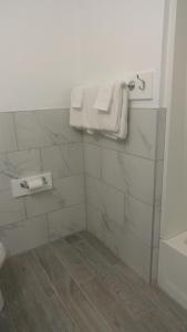 economy inn