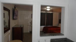 economy inn