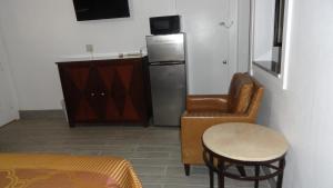 economy inn