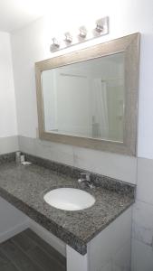 economy inn