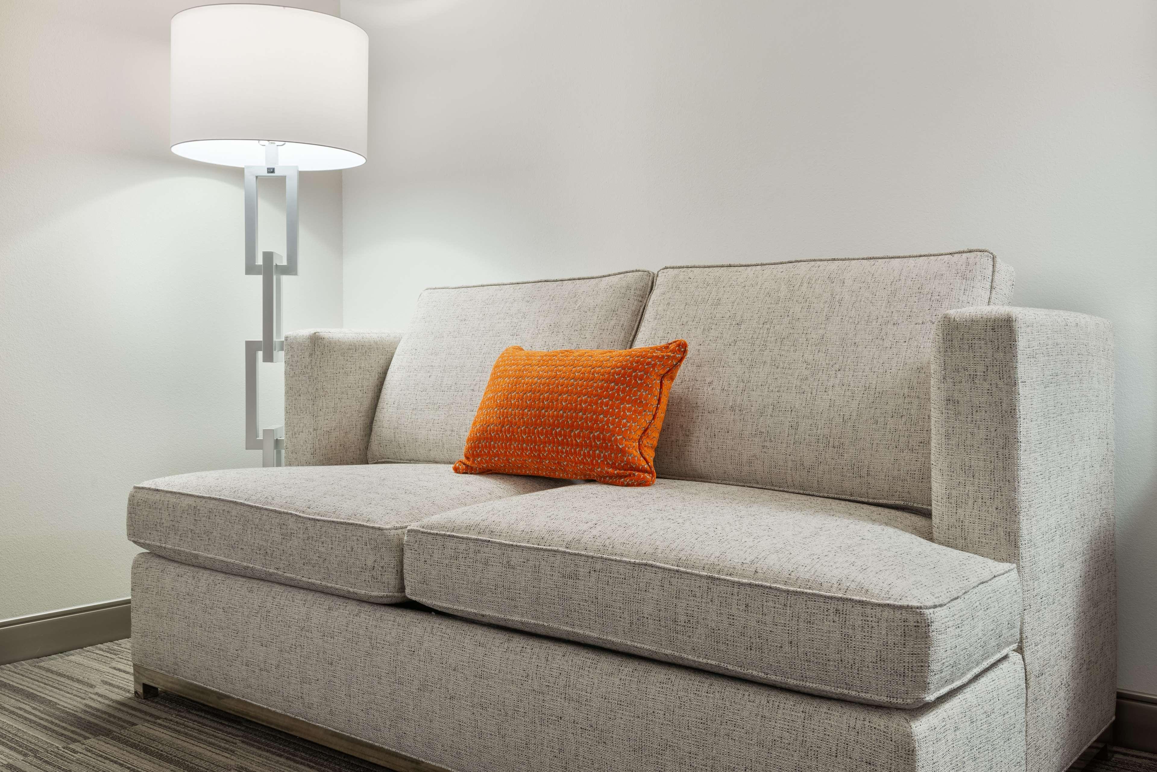 hampton inn and suites atlanta buckhead place