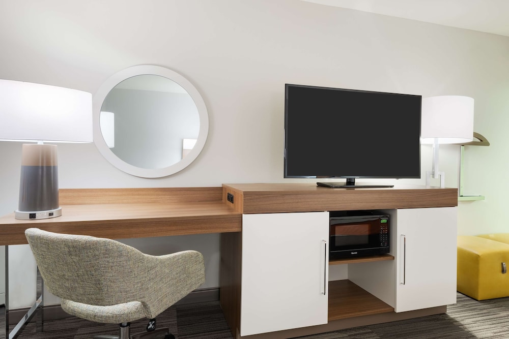 hampton inn and suites atlanta buckhead place