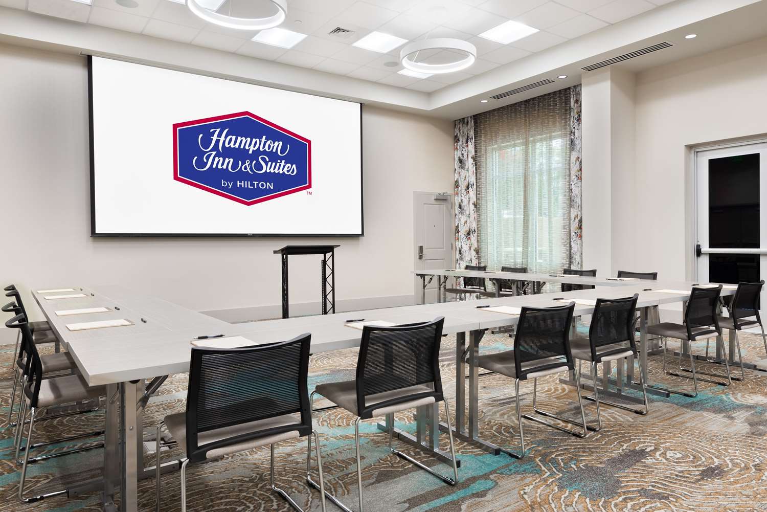 hampton inn and suites atlanta buckhead place