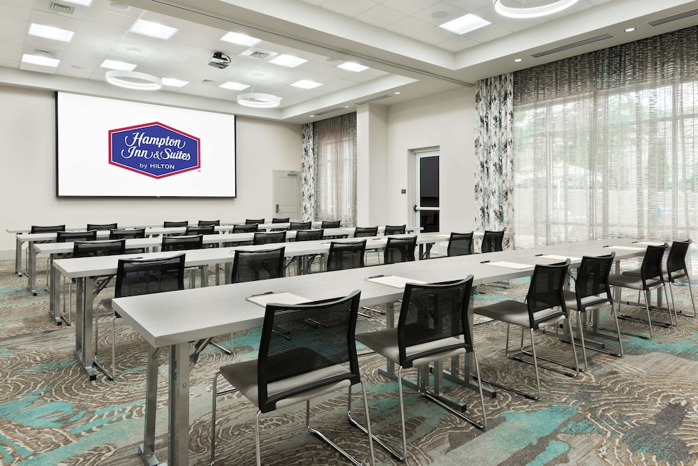 hampton inn and suites atlanta buckhead place