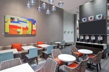 Hampton Inn & Suites Atlanta Buckhead Place,Atlanta>>Alpharetta,3 star