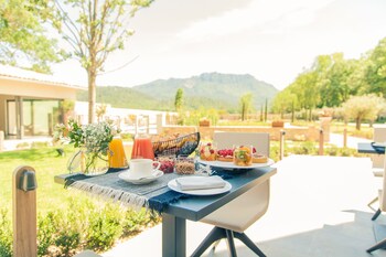 La Bastide De Saint Julien,Draguignan>>Brignoles,4 star