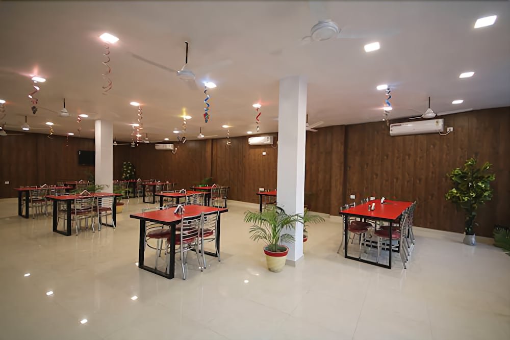 The Retreat,Varanasi>>Mirzapur,3 star