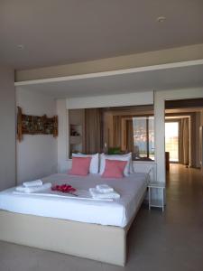 core luxury suites