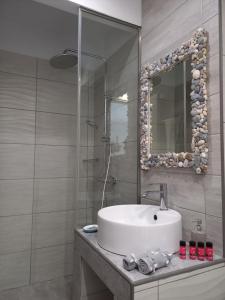 core luxury suites