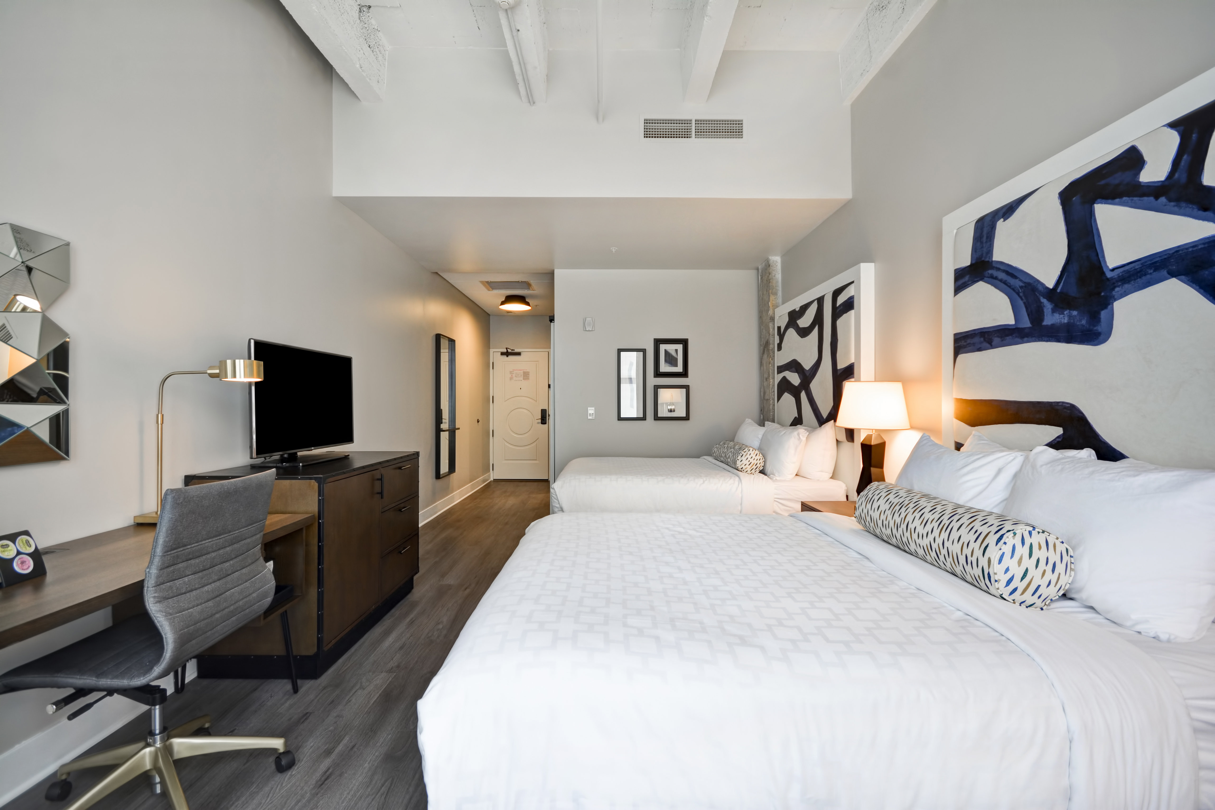 hotel indigo kansas city the crossroads an ihg hotel