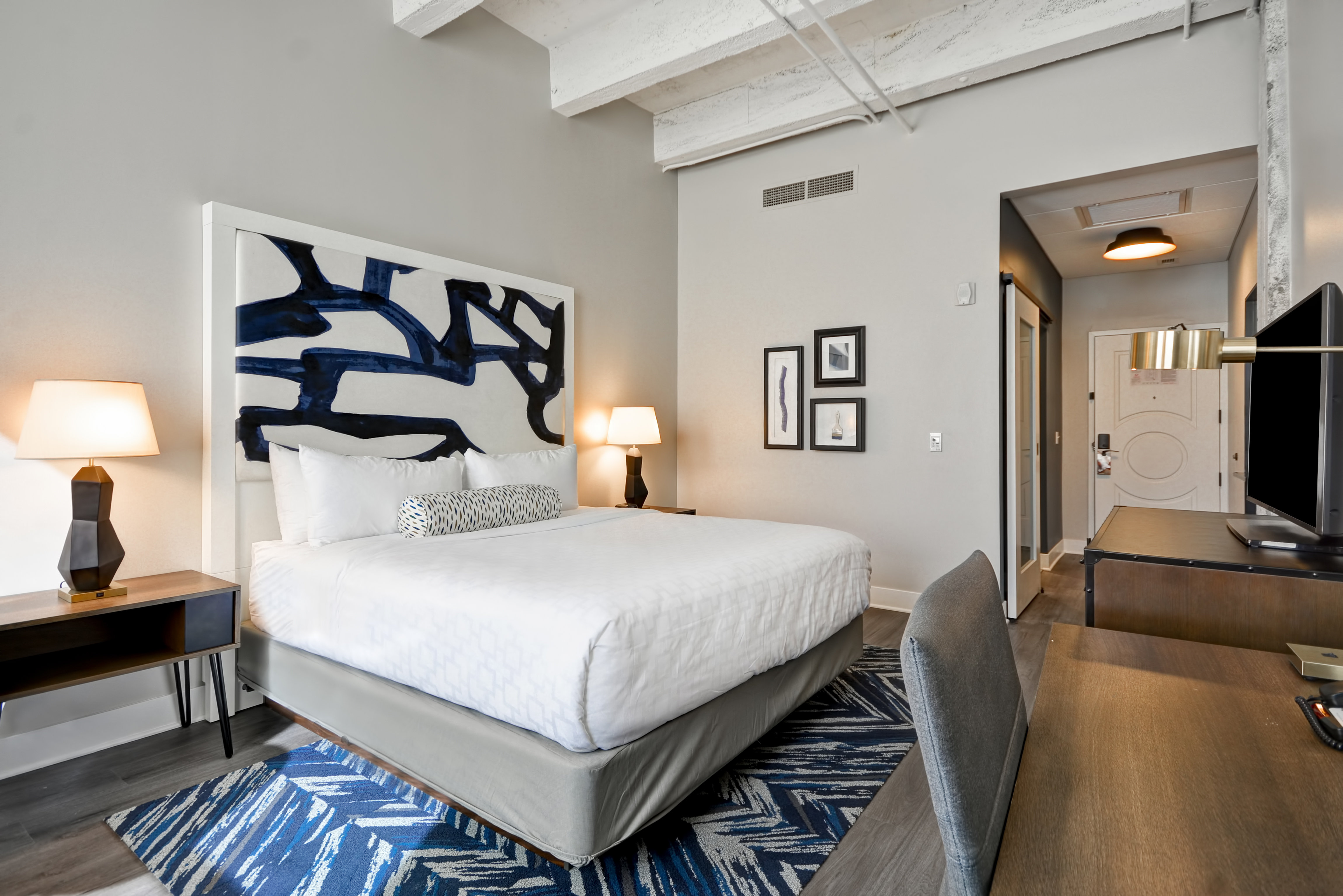 hotel indigo kansas city the crossroads an ihg hotel