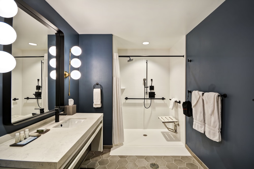hotel indigo kansas city the crossroads an ihg hotel