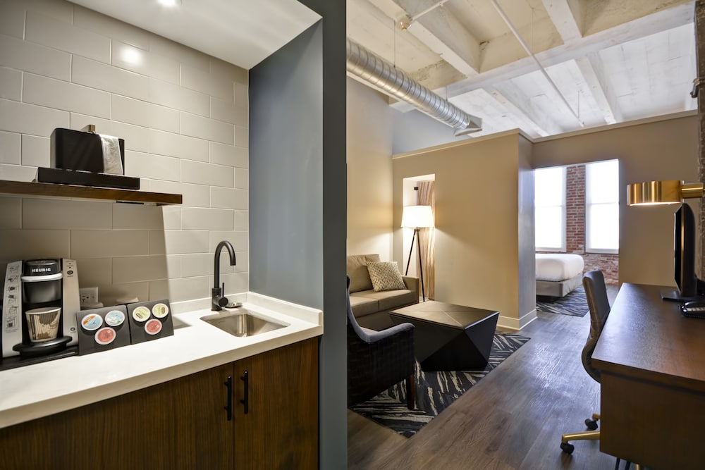 hotel indigo kansas city the crossroads an ihg hotel