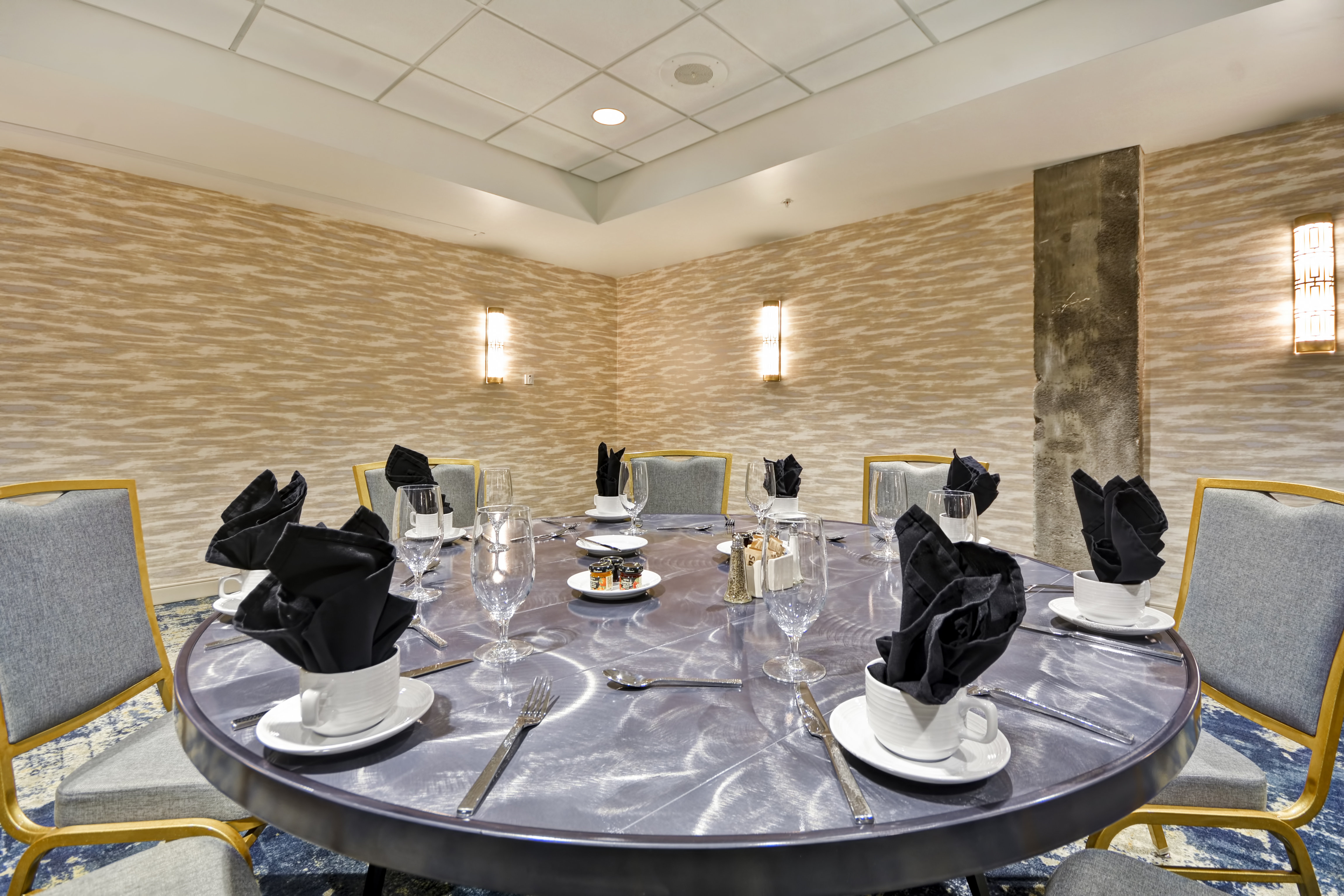 hotel indigo kansas city the crossroads an ihg hotel