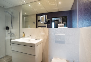 hotel sebastians