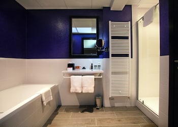 hotel sebastians