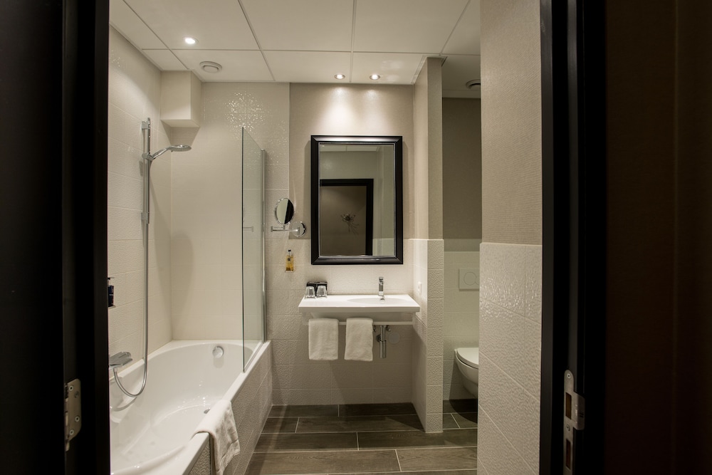 hotel sebastians