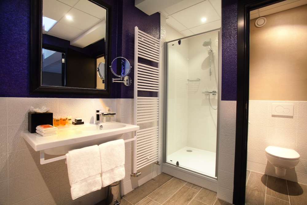 hotel sebastians