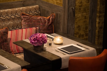 hotel sebastians