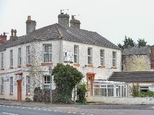 the warren guest house
