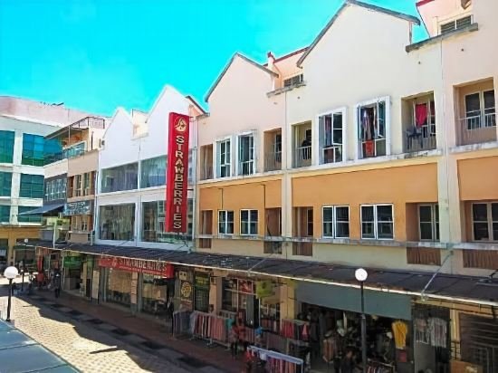 Sandakan Backpackers Hostel,,2 star