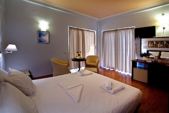 grand hotel loutraki
