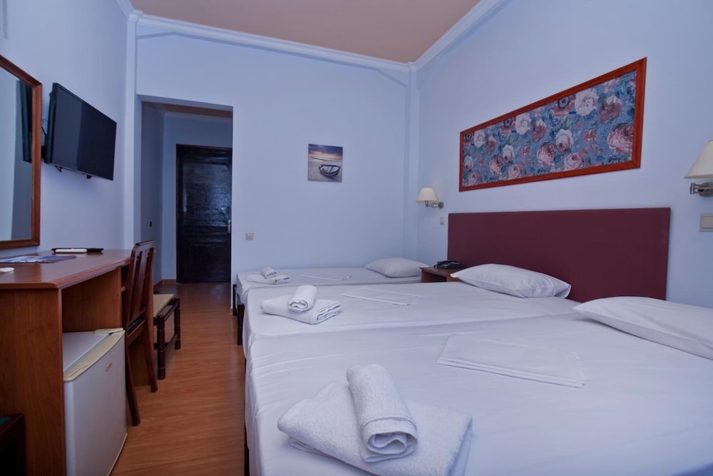 grand hotel loutraki
