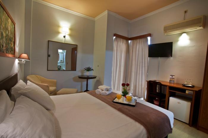 grand hotel loutraki