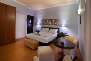 grand hotel loutraki