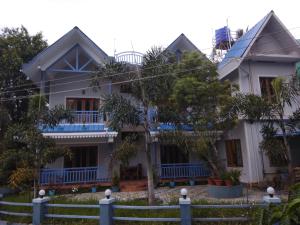 munnar blue mist