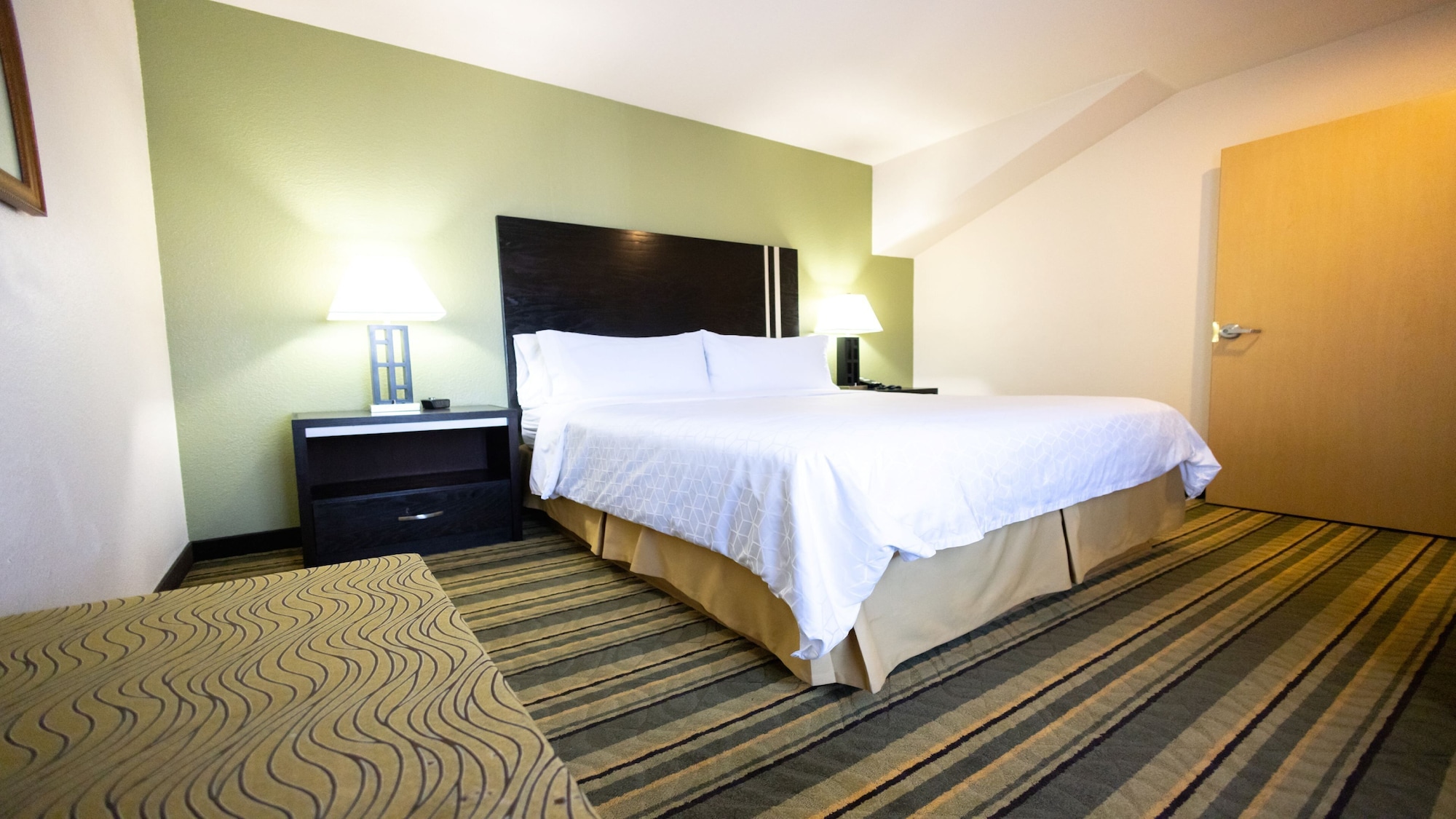 holiday inn express hotel and suites berkeley by ihg