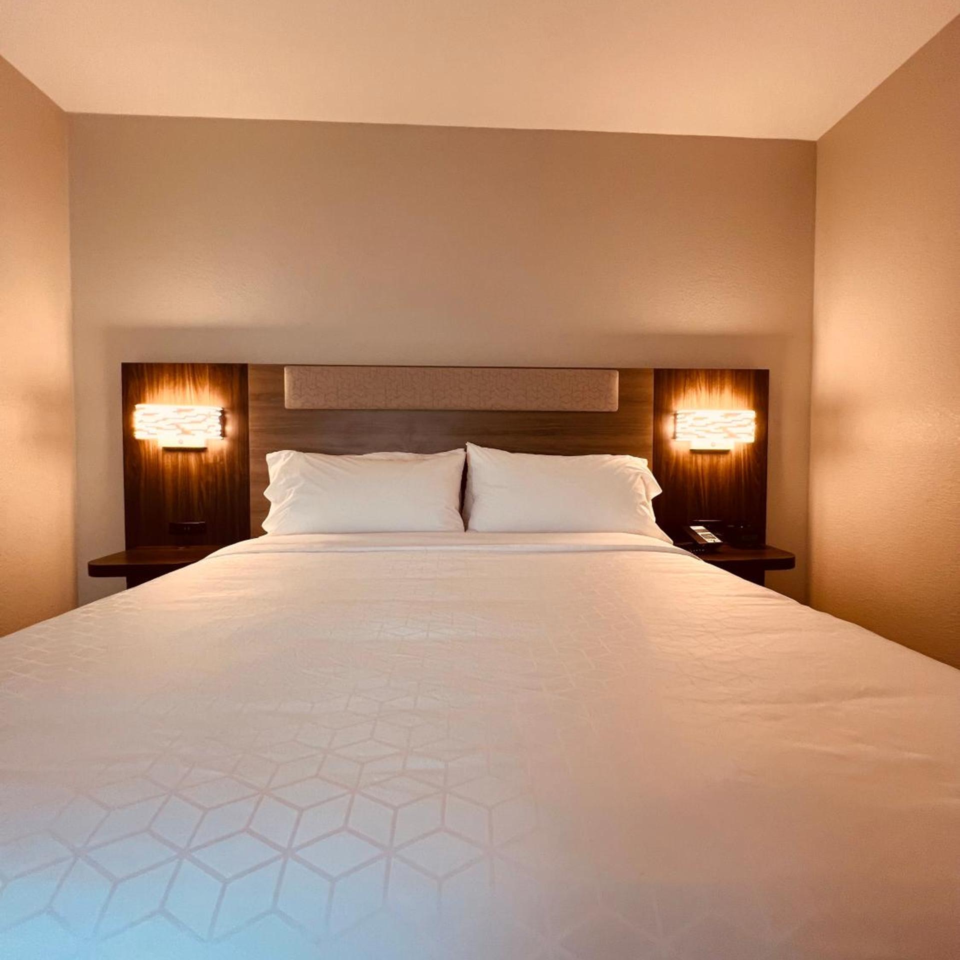 holiday inn express hotel and suites berkeley by ihg