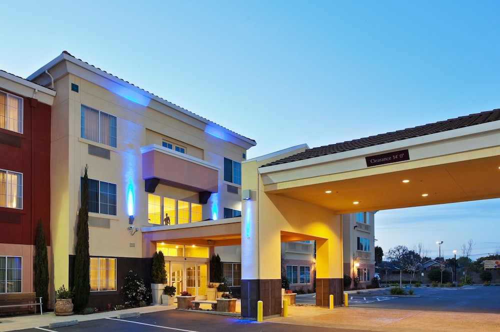 holiday inn express hotel and suites berkeley by ihg