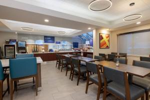 holiday inn express hotel and suites berkeley by ihg