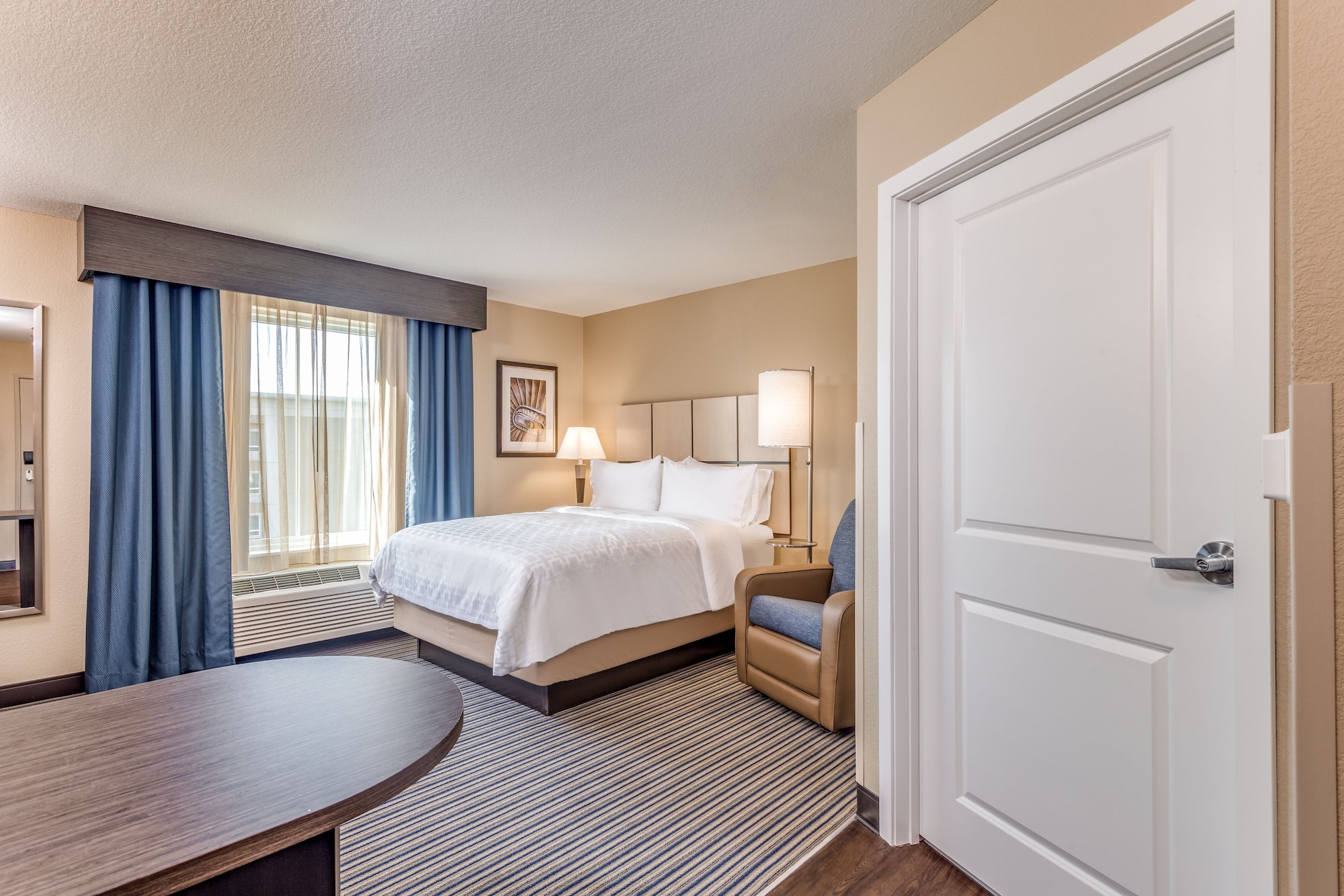 candlewood suites eau claire i 94 an ihg hotel