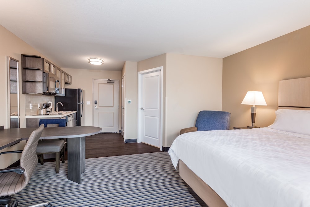candlewood suites eau claire i 94 an ihg hotel