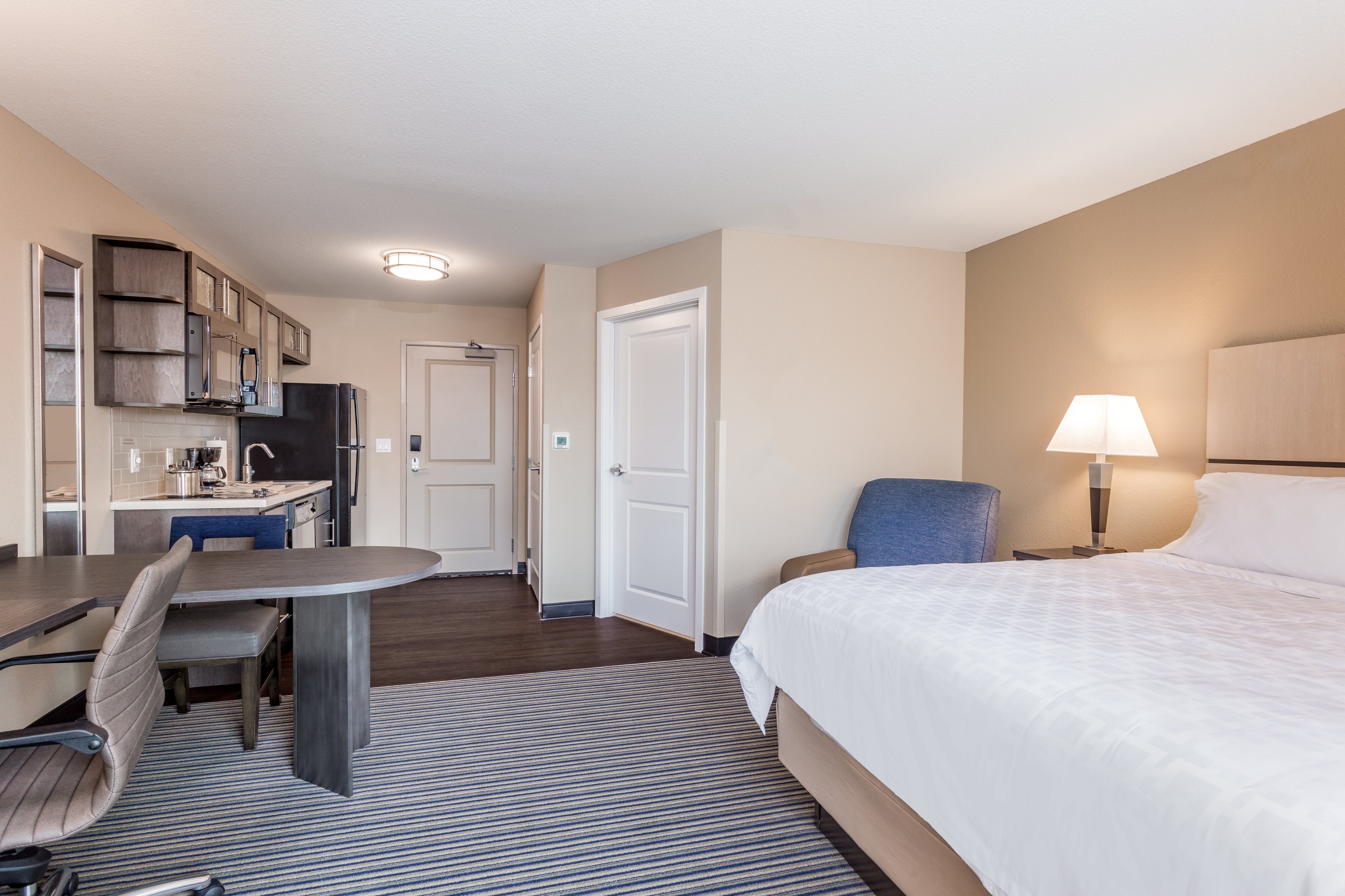candlewood suites eau claire i 94 an ihg hotel
