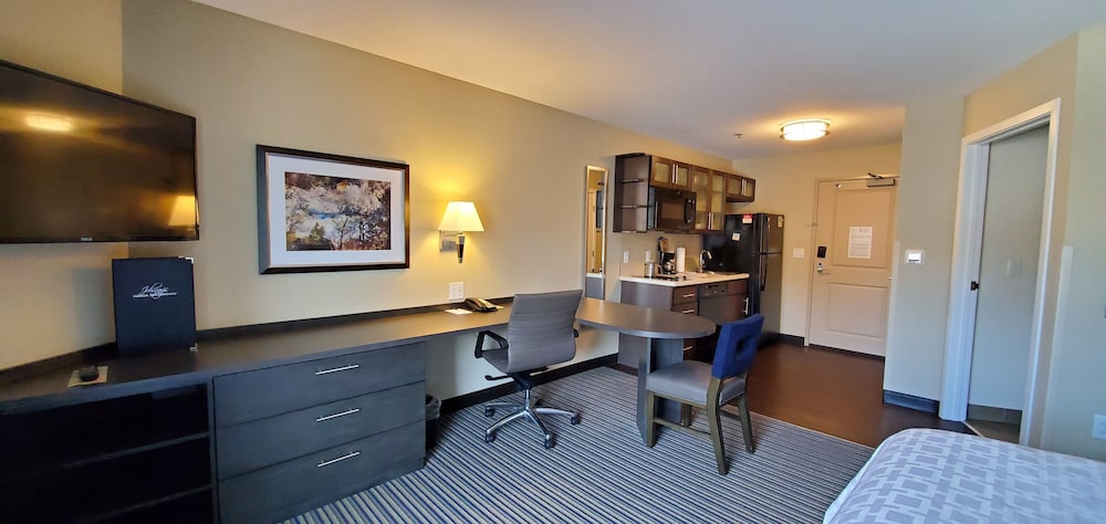 candlewood suites eau claire i 94 an ihg hotel