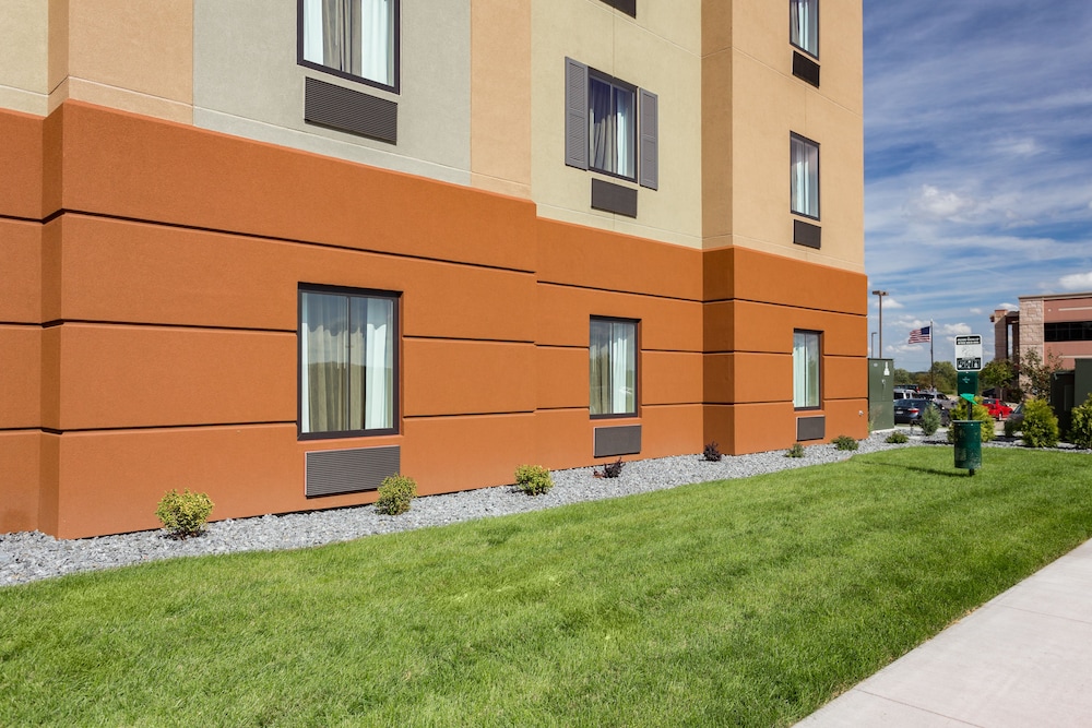 candlewood suites eau claire i 94 an ihg hotel