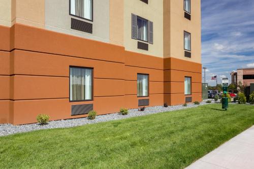 candlewood suites eau claire i 94 an ihg hotel