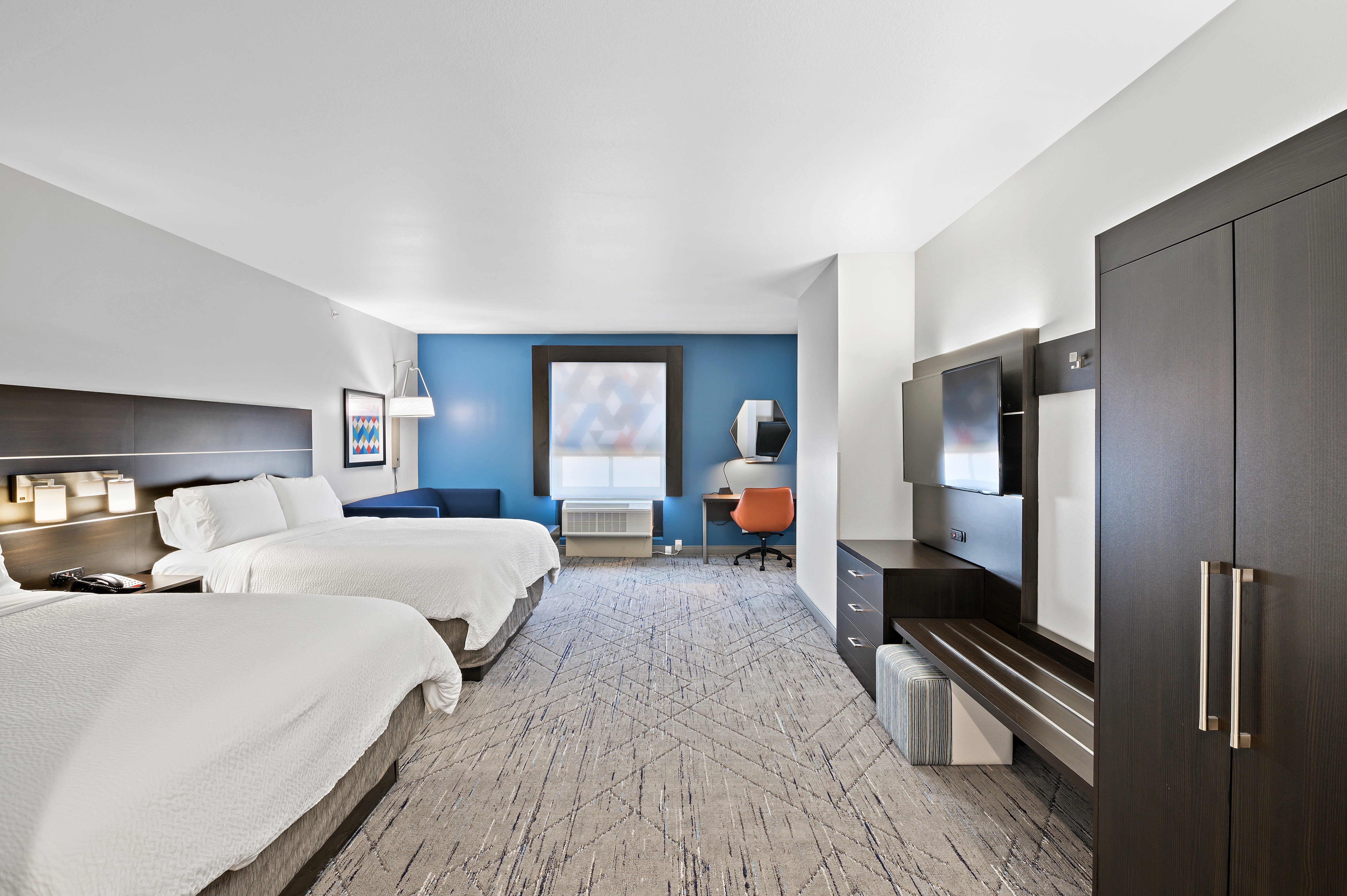 holiday inn express and suites white hall an ihg hotel