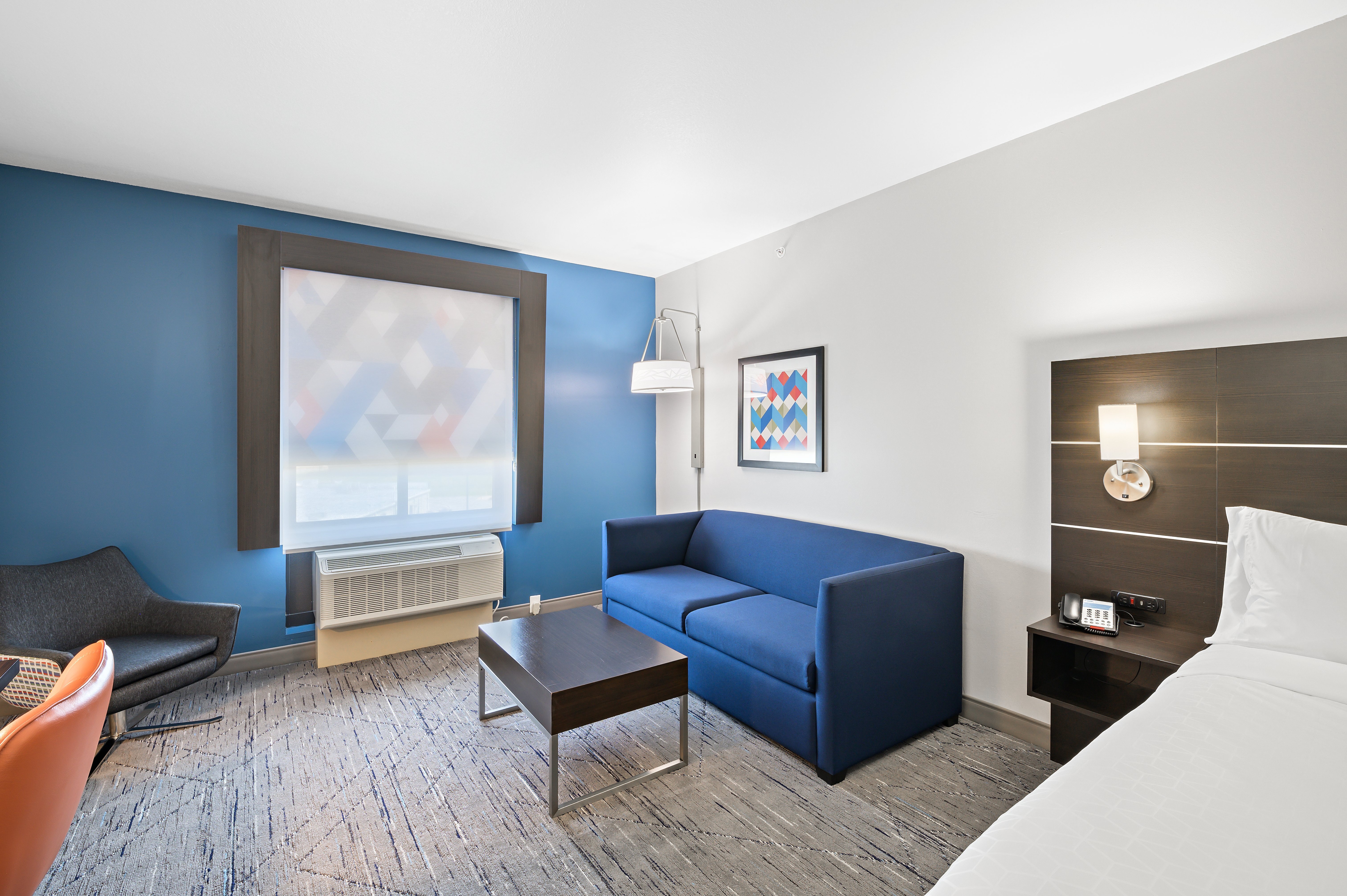 holiday inn express and suites white hall an ihg hotel