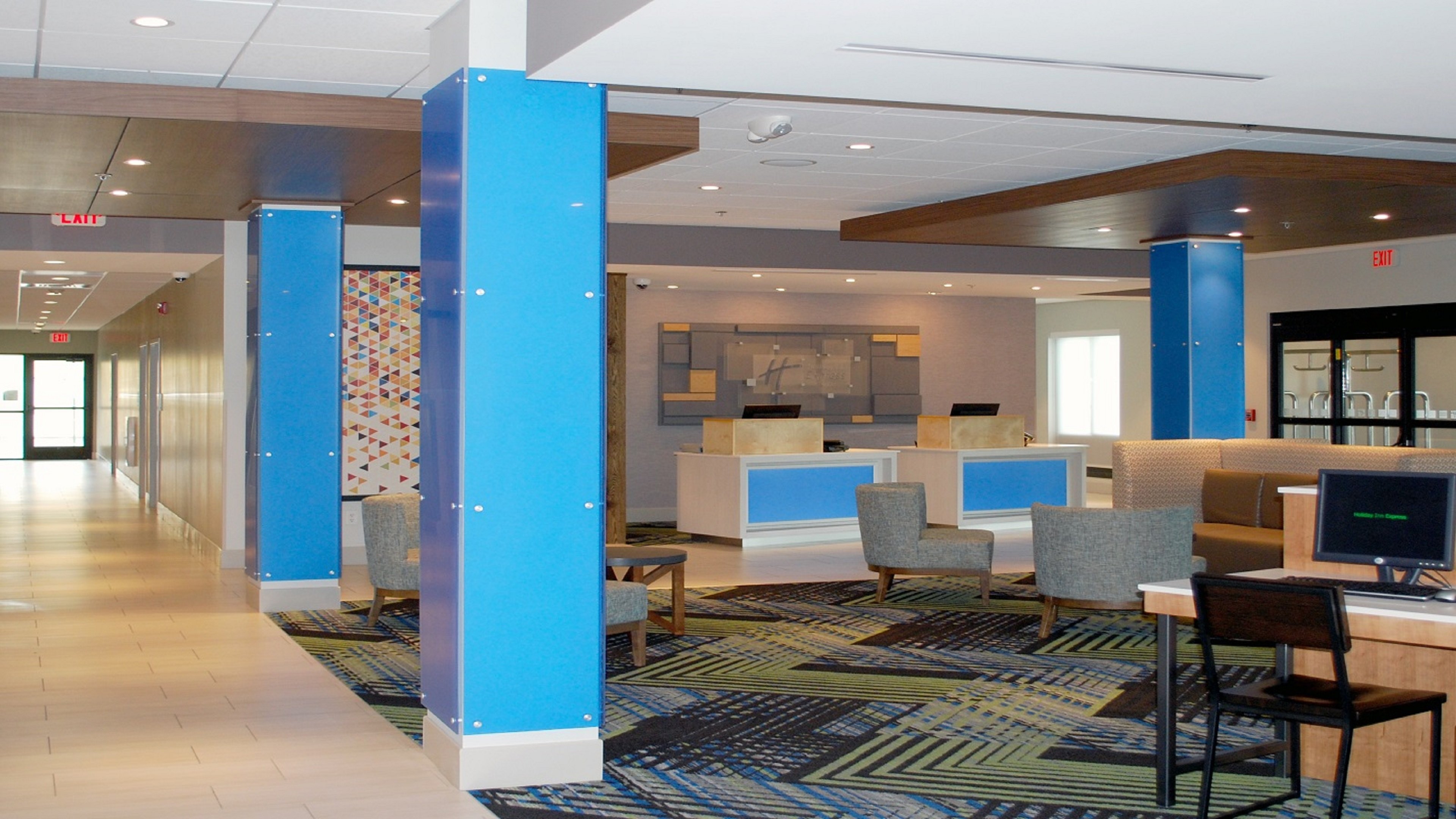 holiday inn express and suites white hall an ihg hotel